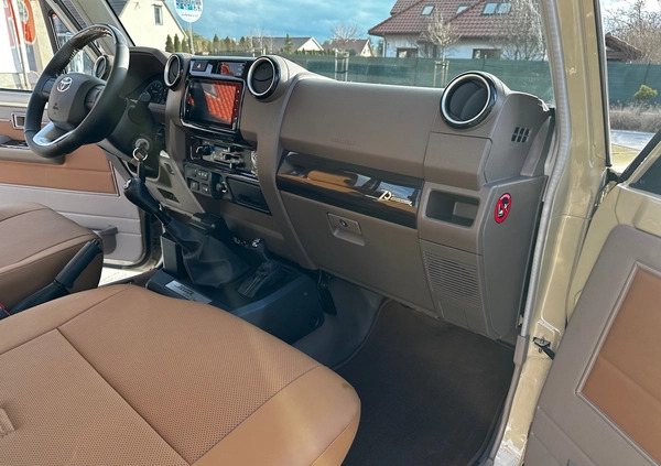 Toyota Land Cruiser cena 239000 przebieg: 25, rok produkcji 2022 z Wieleń małe 301